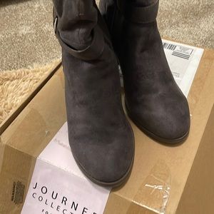 Journee womens 8.5 double wide calf dark gray boot